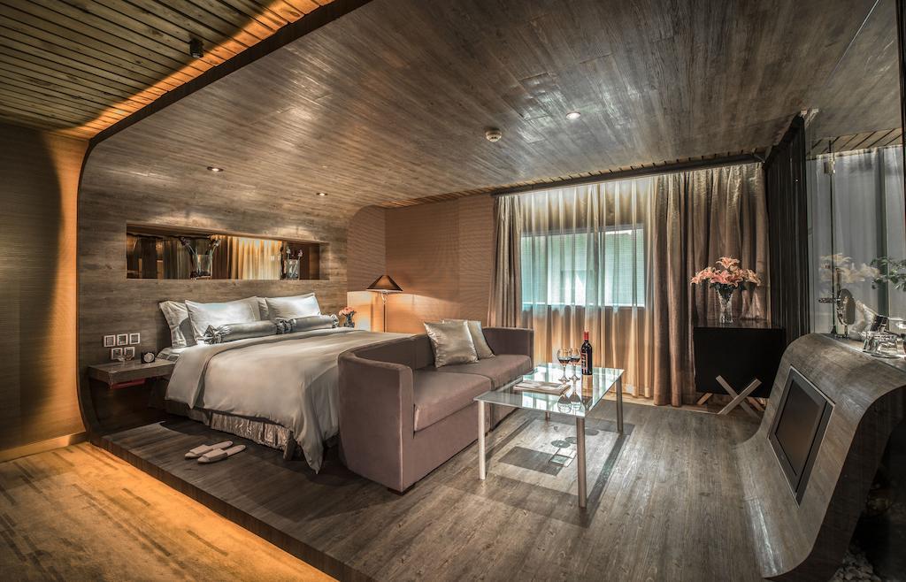 Logosun Hotel Wuhan Extérieur photo