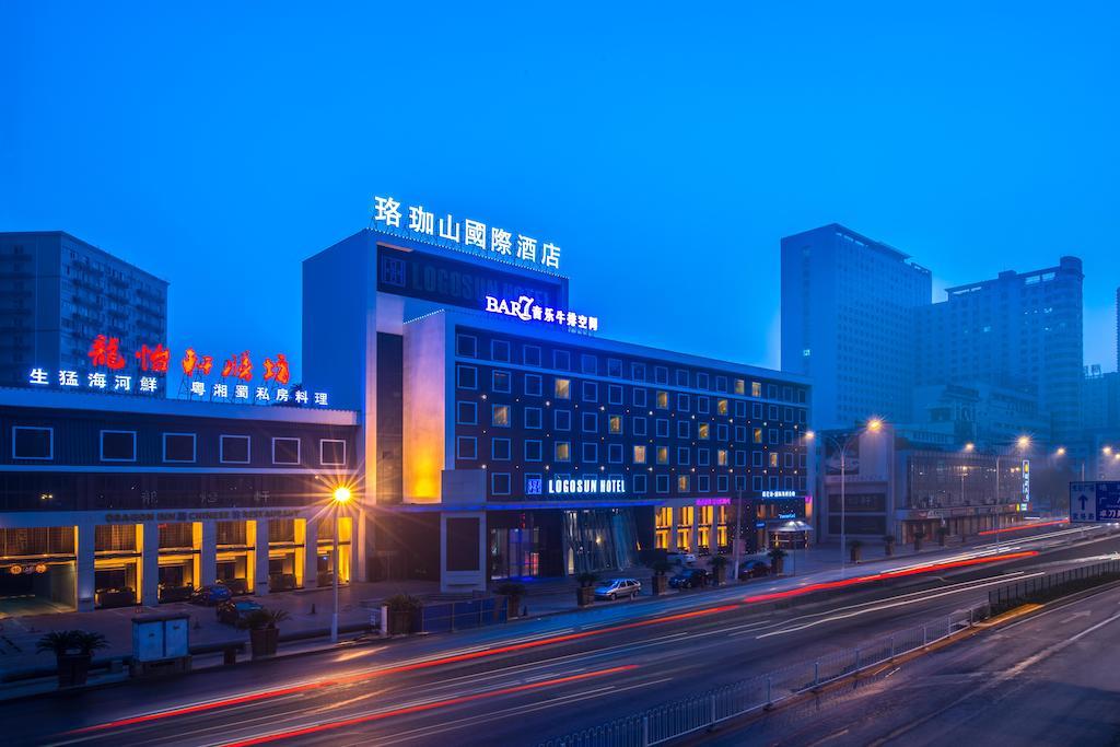 Logosun Hotel Wuhan Extérieur photo